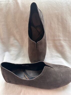 Born Women’s Dark Grey Suede Slip-On flats.